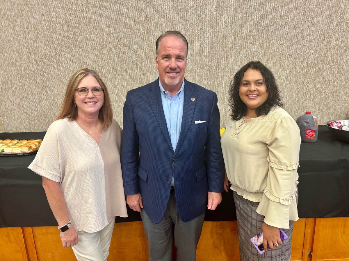 Kalynne Johnson on the left, Executive Director - Marshal County Chamber, and Eloisa Sanchez, Farmers Insurance Agency Owner.
